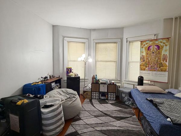 1064 Washington Avenue, Albany, NY 12203