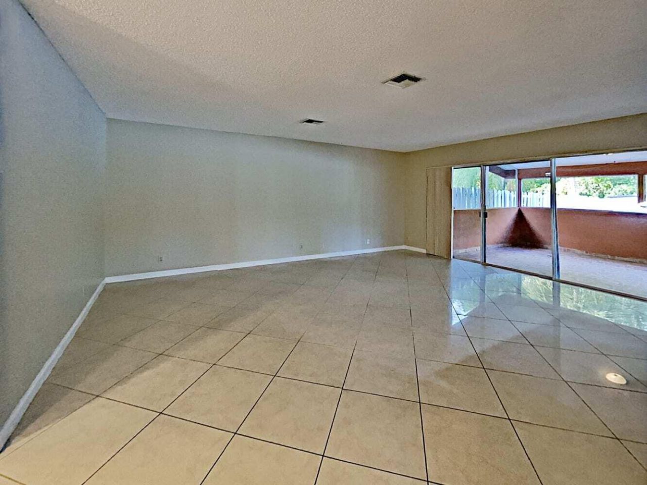 10101 SW 9th Lane, Pembroke Pines, FL 33025 Photo