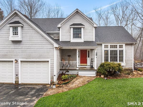 319 Laurelwood, Salem, CT 06420