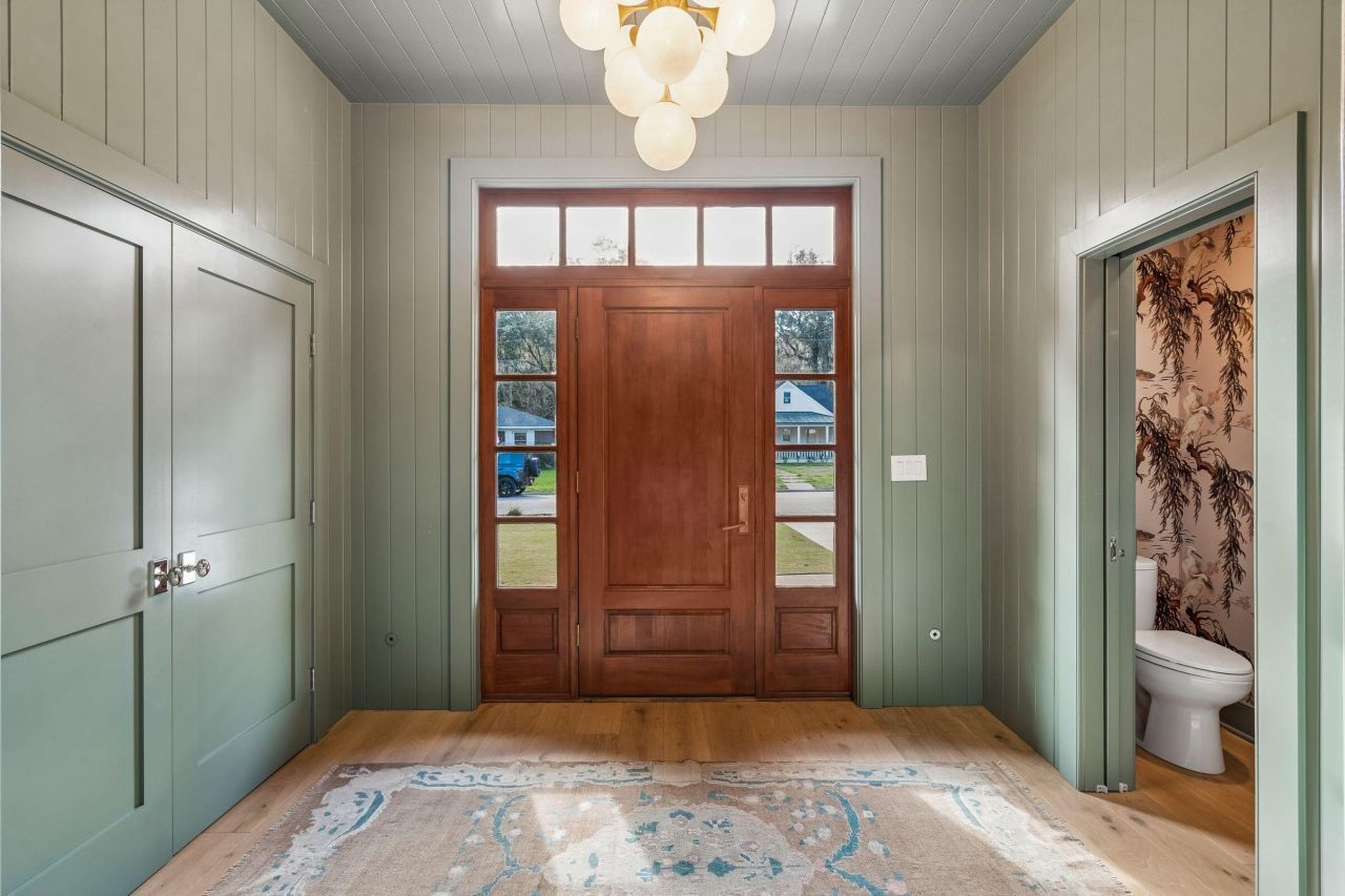 1020 S Shem Drive Photo 7