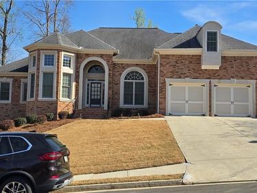 2640 Ivy Brook Lane, Buford, GA 30519