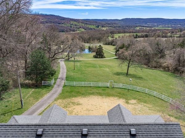 19271 Vineyard Road, Canehill, AR 72717