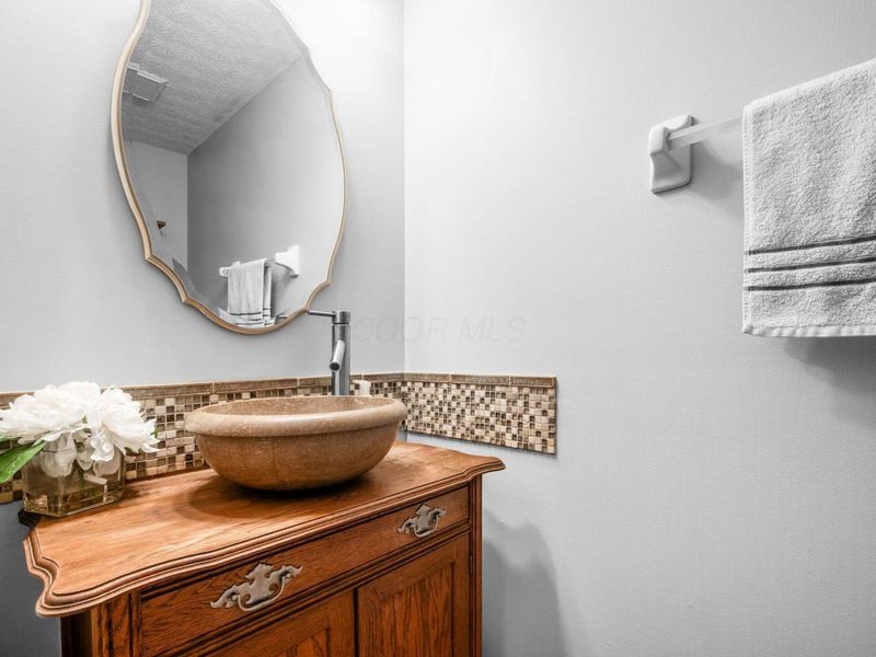 5931 Heritage Farms Drive, Hilliard, OH 43026 Photo 13