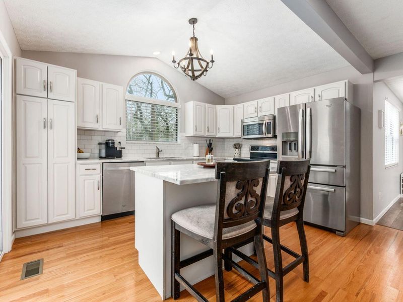 5931 Heritage Farms Drive, Hilliard, OH 43026 Photo 14