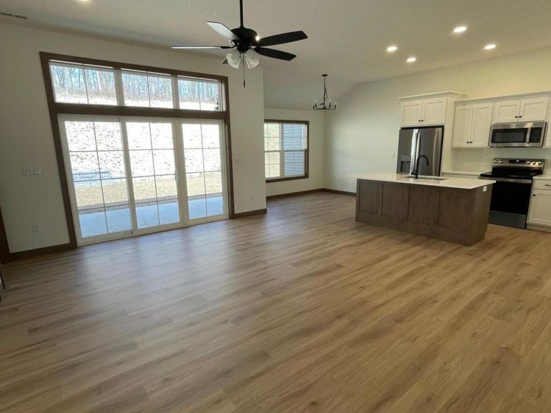 114 Roanoke Street , Mount Vernon, OH 43050 Photo 4