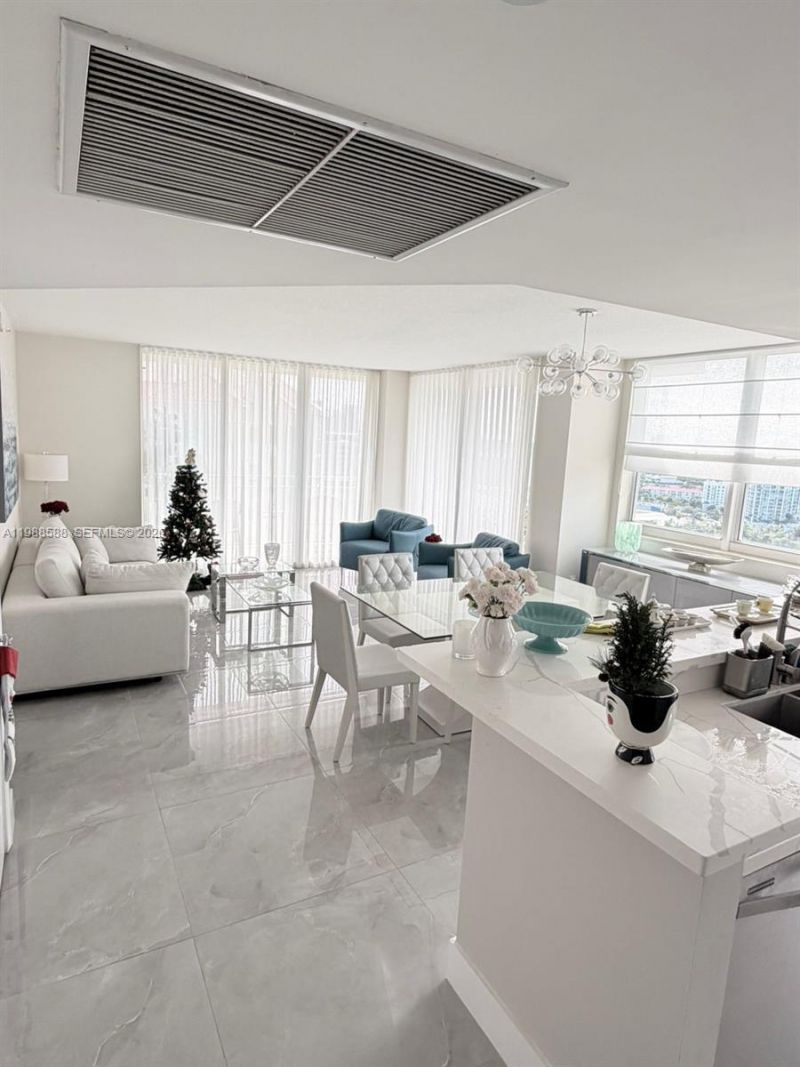 19501 W Country Club Dr, Unit 2204, Aventura, FL 33180 Photo