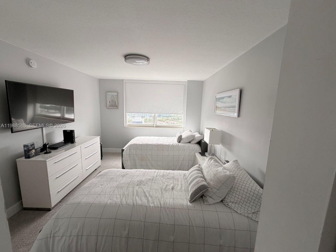 19501 W Country Club Dr, Unit 2204, Aventura, FL 33180 Photo