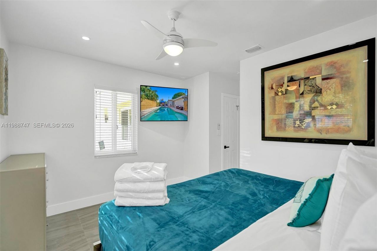 1800 N Victoria Park Rd , Fort Lauderdale, FL 33305 Photo