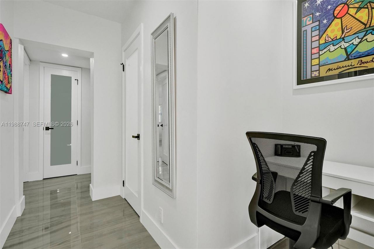 1800 N Victoria Park Rd , Fort Lauderdale, FL 33305 Photo