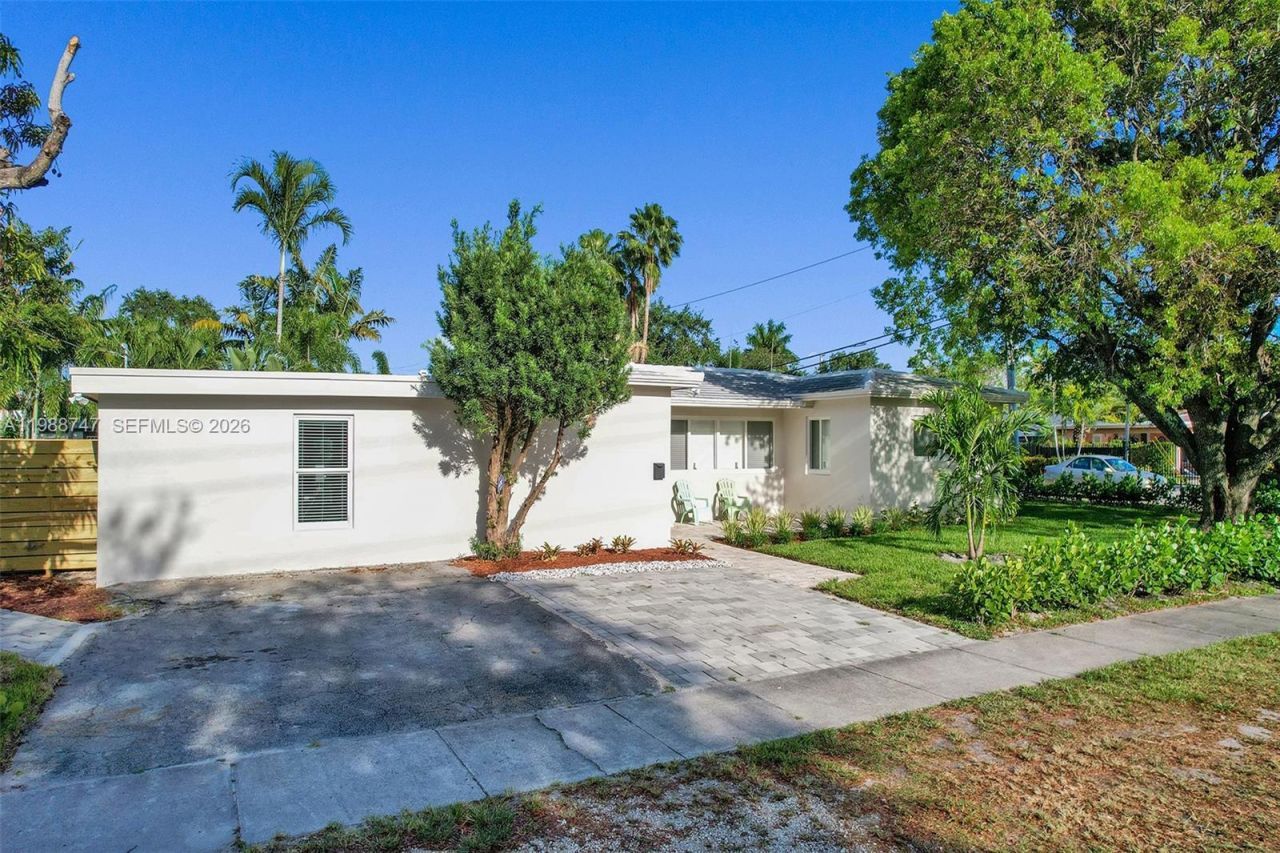 1800 N Victoria Park Rd , Fort Lauderdale, FL 33305 Photo