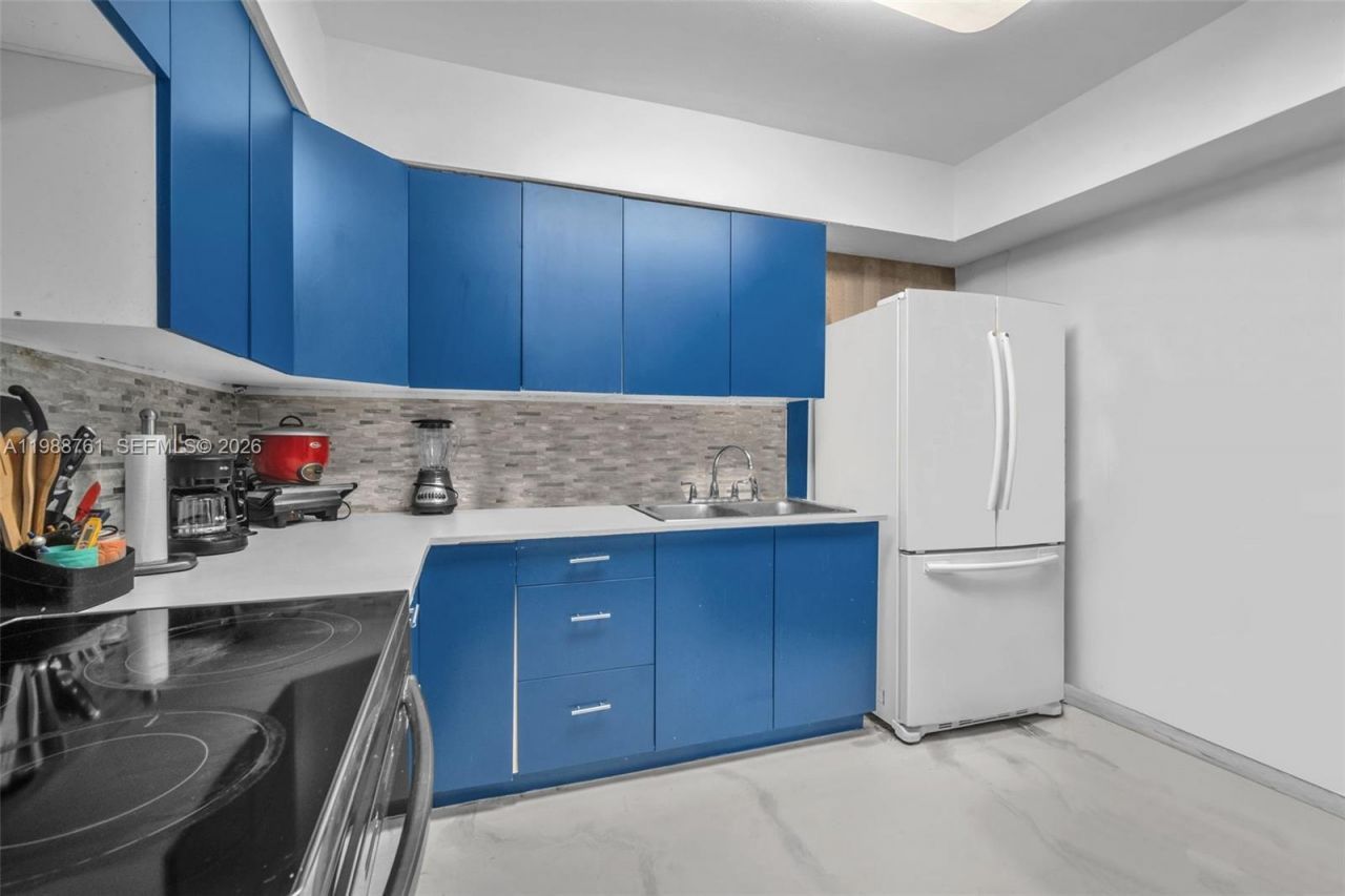 1300 NE 137th St , North Miami, FL 33161 Photo