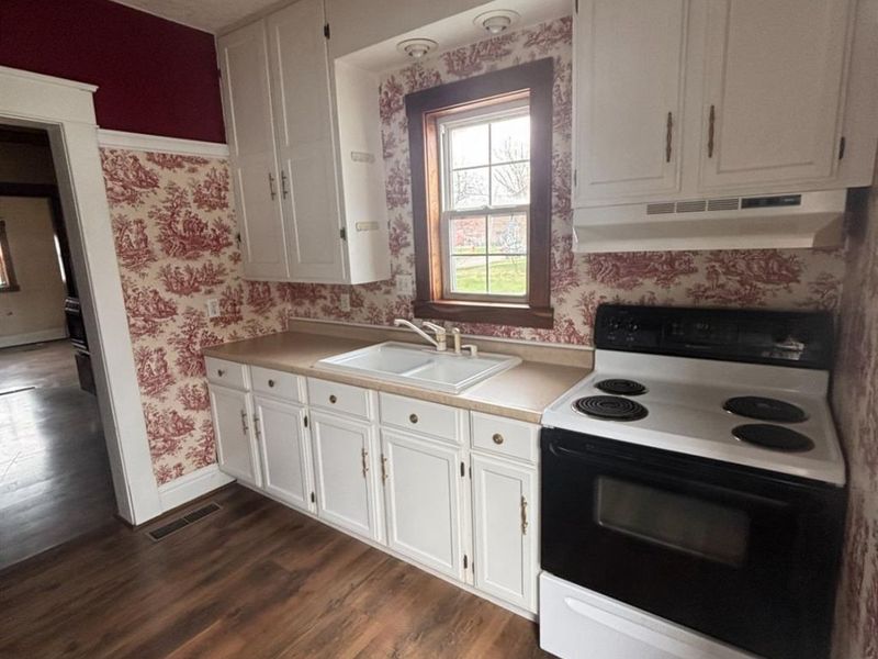 54 Raymond Avenue, Shelby, OH 44875 Photo 12