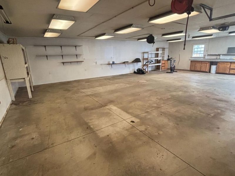 54 Raymond Avenue, Shelby, OH 44875 Photo 6