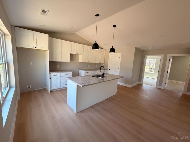 R Odenwald Drive, Fayetteville, OH 45118 Photo 7