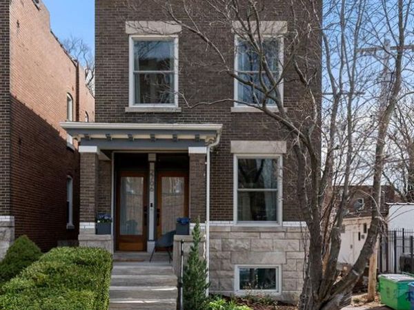 2706 Alhambra Court, St Louis, MO 63118