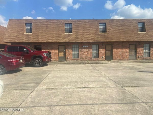 5758/5766 Hwy. 182 , Opelousas, LA 70570