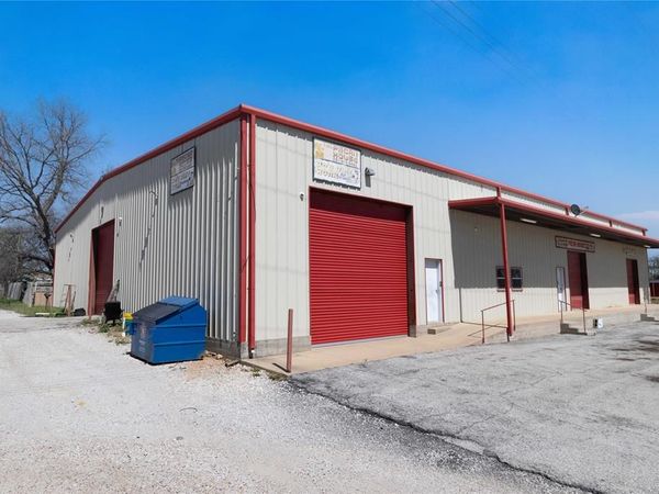 117 E. Bivar, De Leon, TX 76444