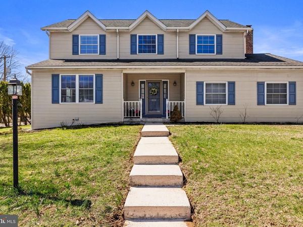 6551 BAYWOOD DRIVE, HARRISBURG, PA 17111