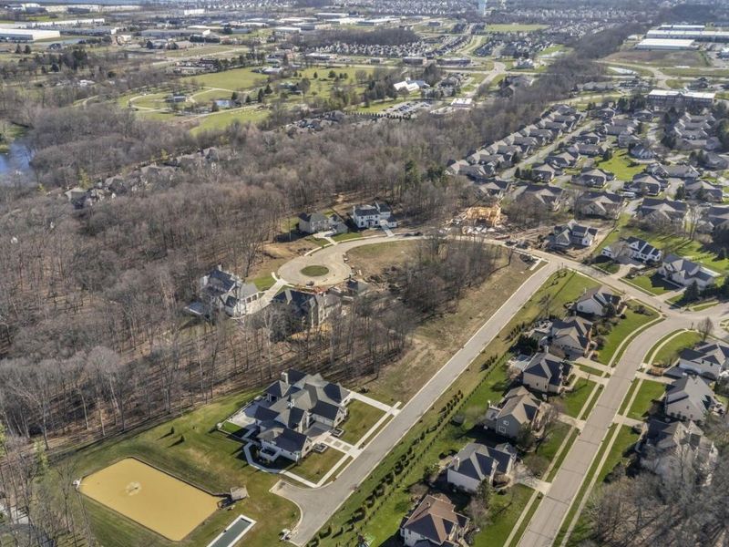 8523 Meacham Court , Unit 8523, Powell, OH 43065 Photo 2