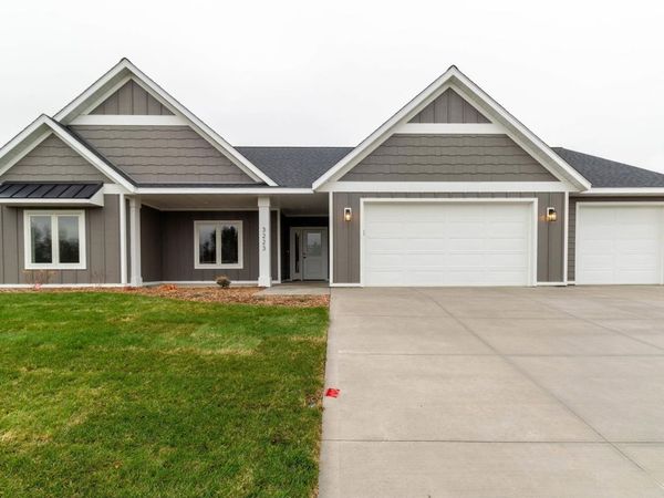 3223 Bella Terra Road NE, Rochester, MN 55906