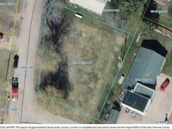 403 CENTRAL DRIVE, Cashton, WI 54619