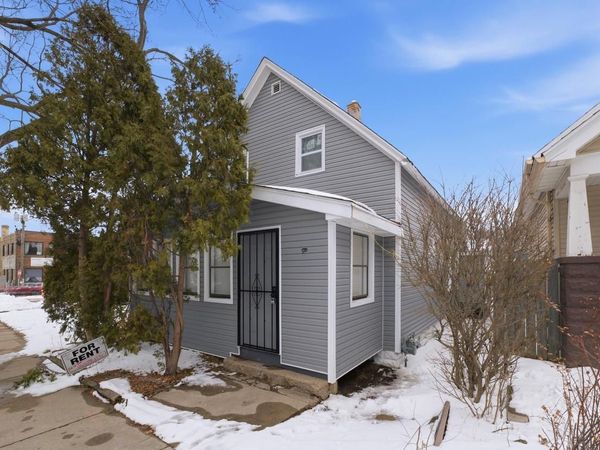 712 S 37th STREET, Unit 712A, Milwaukee, WI 53215