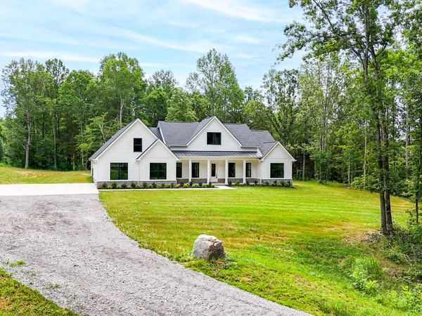 7765 Barnhill Road, Primm Springs, TN 38476