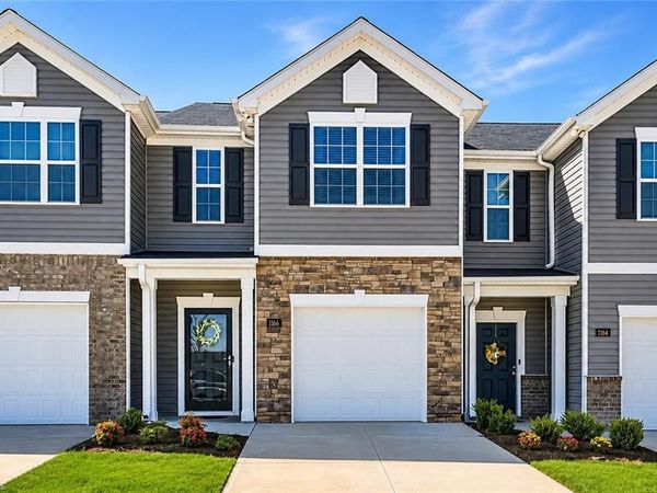 1166 Evelynnview Lane, Kernersville, NC 27284