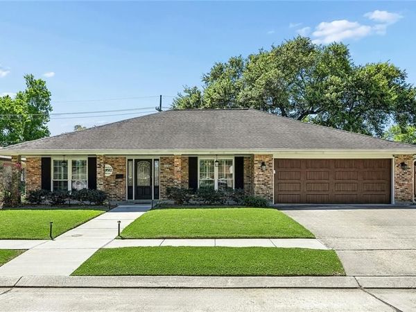1836 CAROL SUE Avenue, Terrytown, LA 70056
