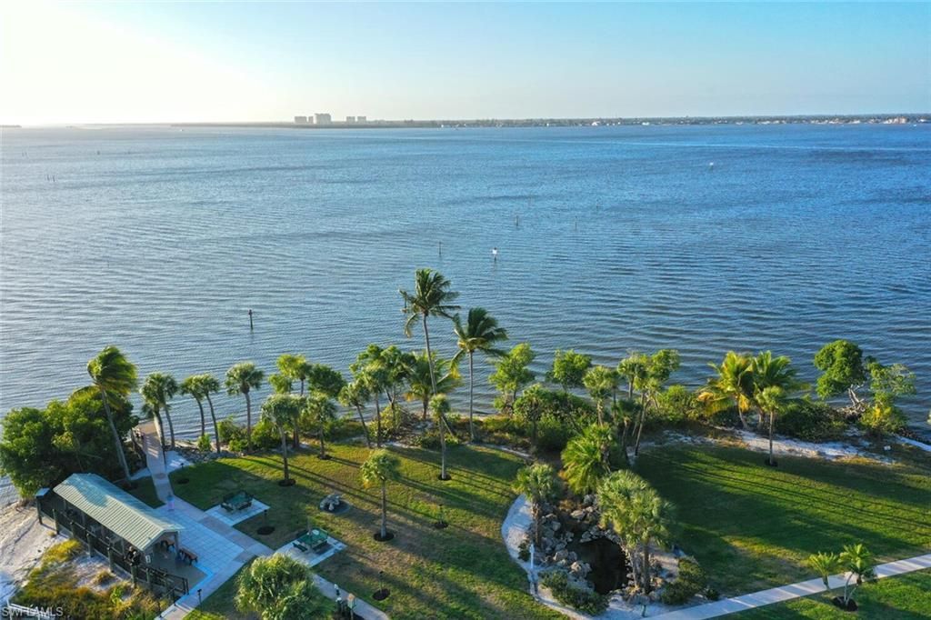 14490 Laguna Dr, Fort Myers, FL 33908 Photo