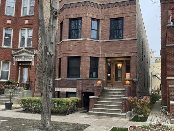 2223 W Iowa Street, Unit 2R, Chicago, IL 60622