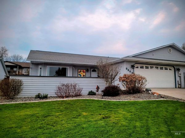 930 Cypress Ct., Unit B, Lewiston, ID 83501