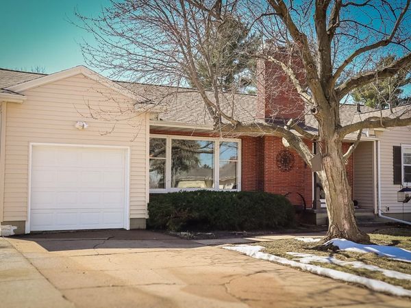 263 Byrnbrae St. , Waterloo, IA 50701