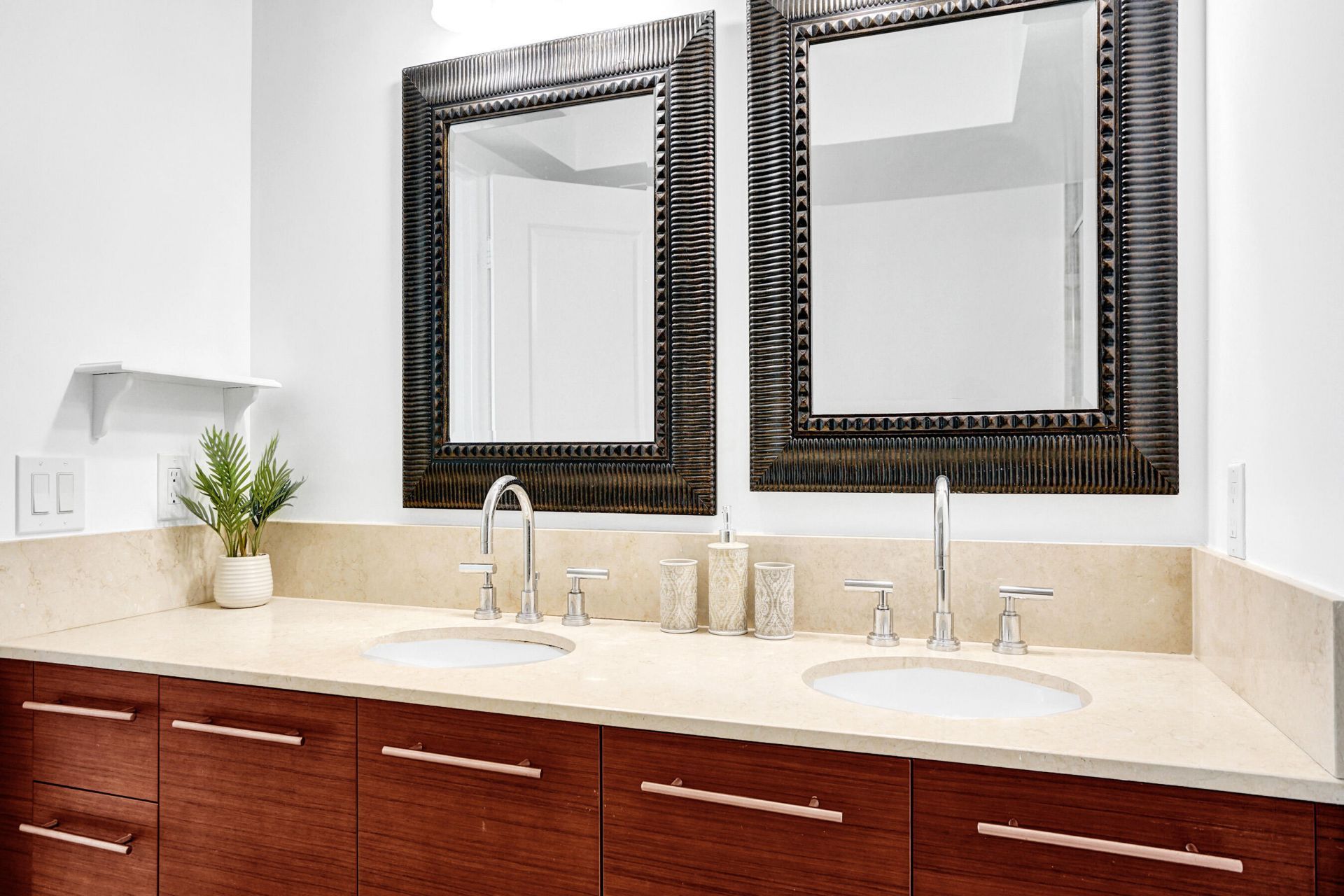 2641 N Flamingo Road, Unit 2105n, Sunrise, FL 33323 Photo
