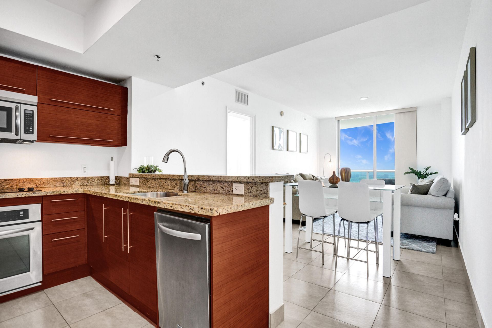 2641 N Flamingo Road, Unit 2105n, Sunrise, FL 33323 Photo