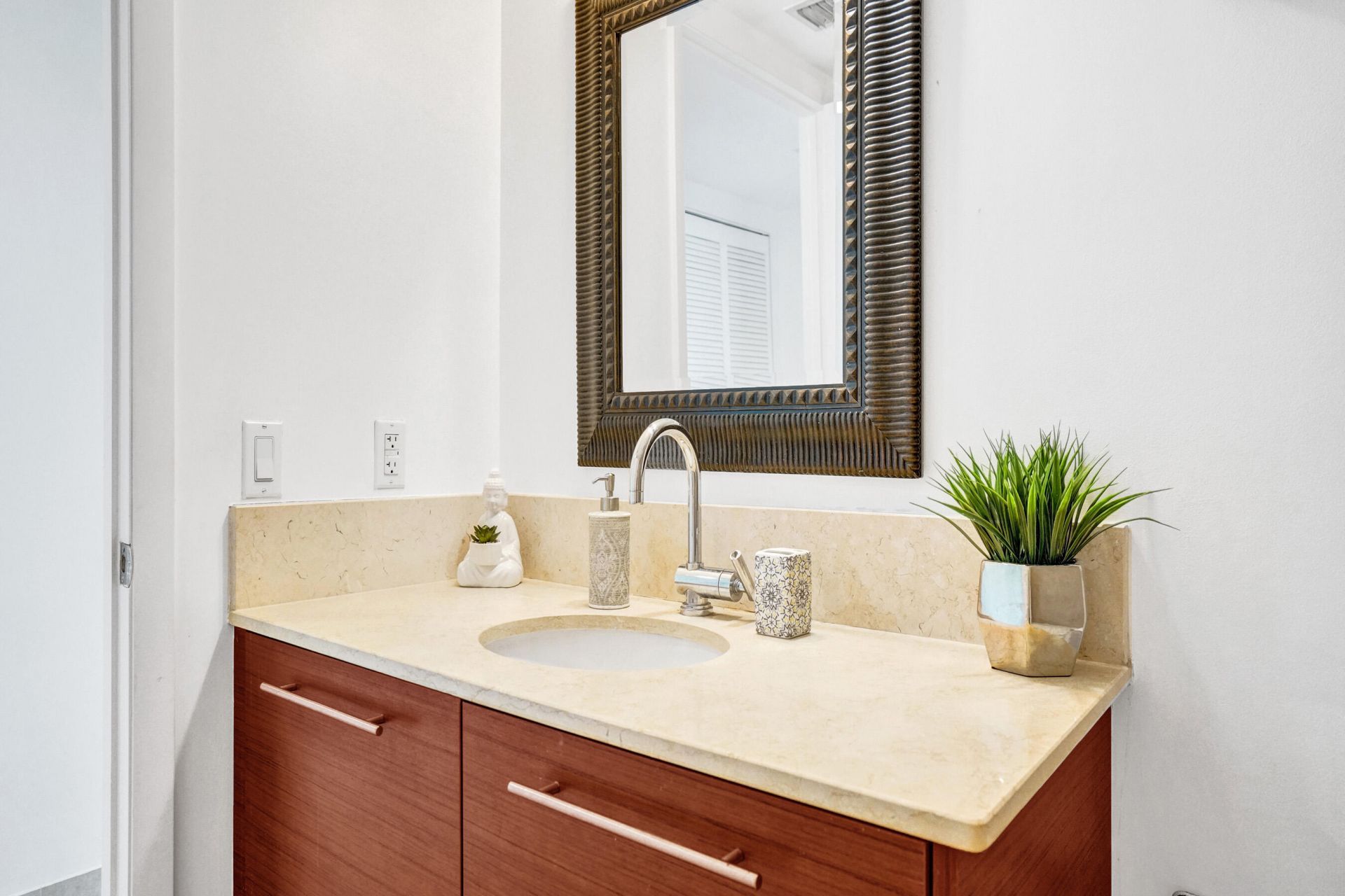 2641 N Flamingo Road, Unit 2105n, Sunrise, FL 33323 Photo