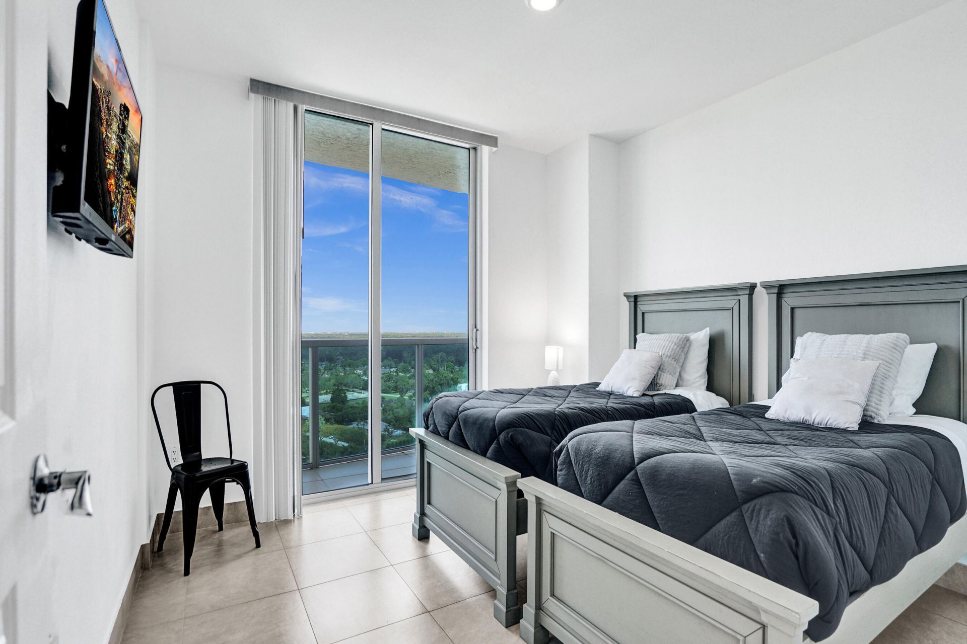 2641 N Flamingo Road, Unit 2105n, Sunrise, FL 33323 Photo
