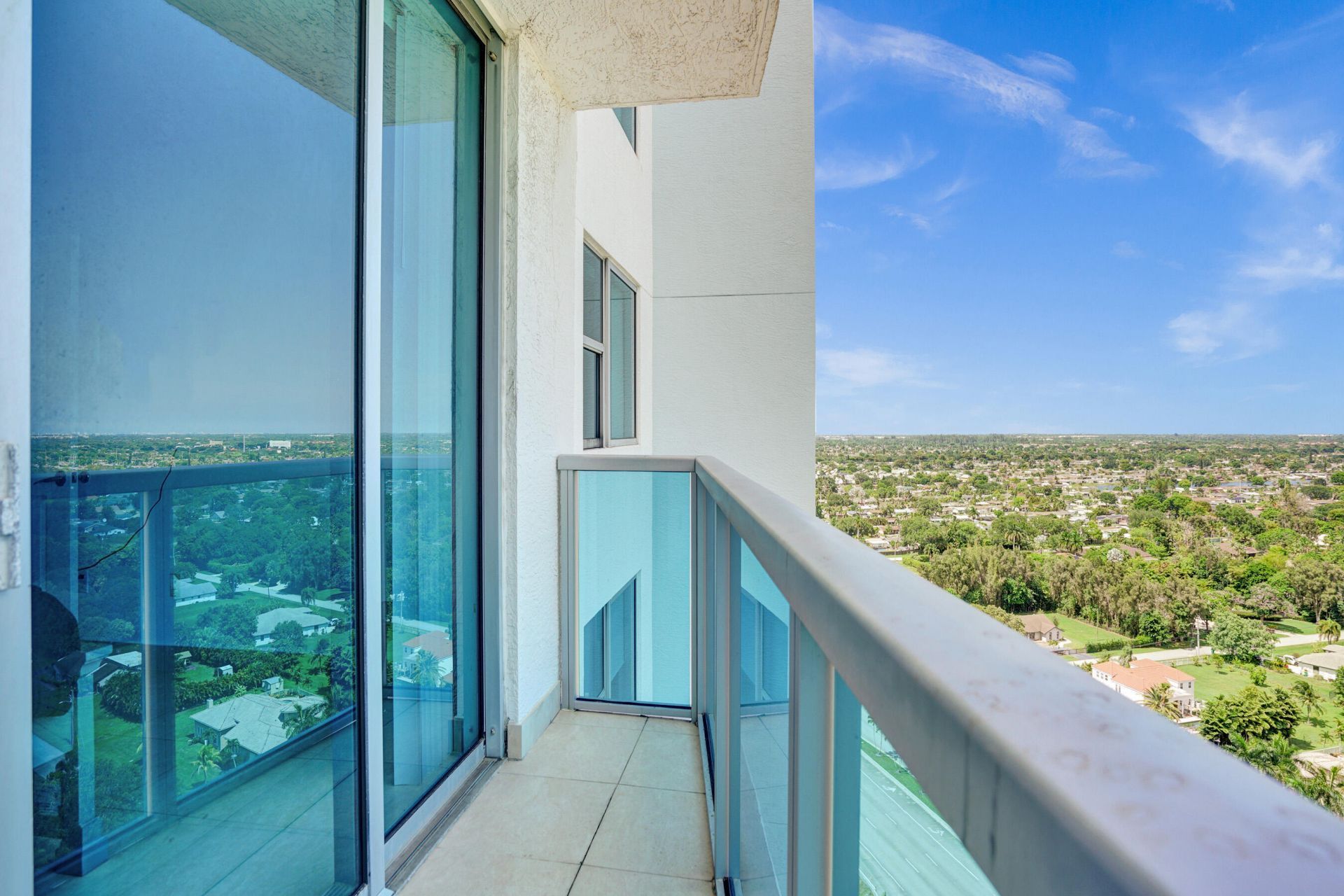 2641 N Flamingo Road, Unit 2105n, Sunrise, FL 33323 Photo