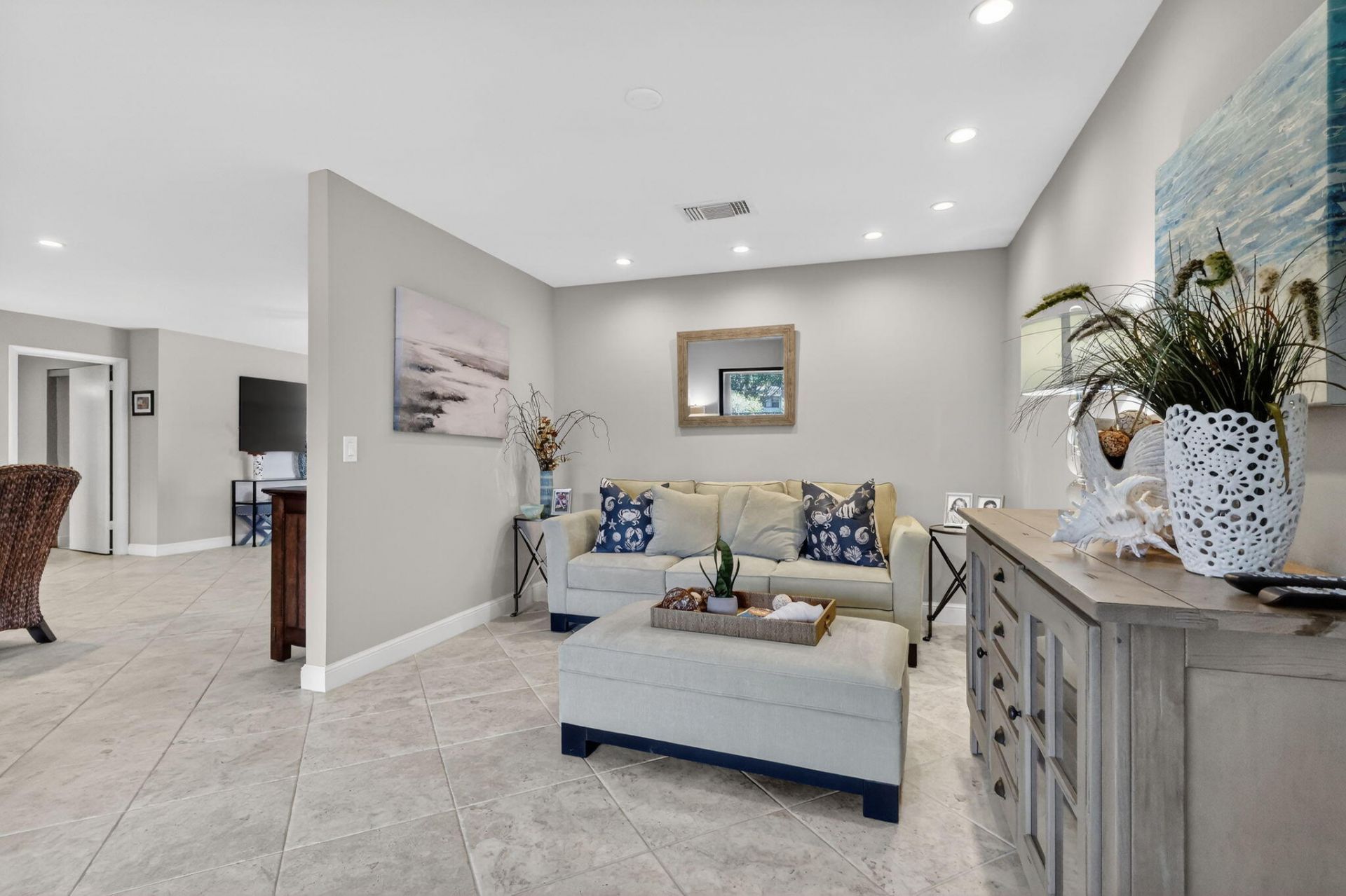 41 Stratford Lane W, Unit B, Boynton Beach, FL 33436 Photo