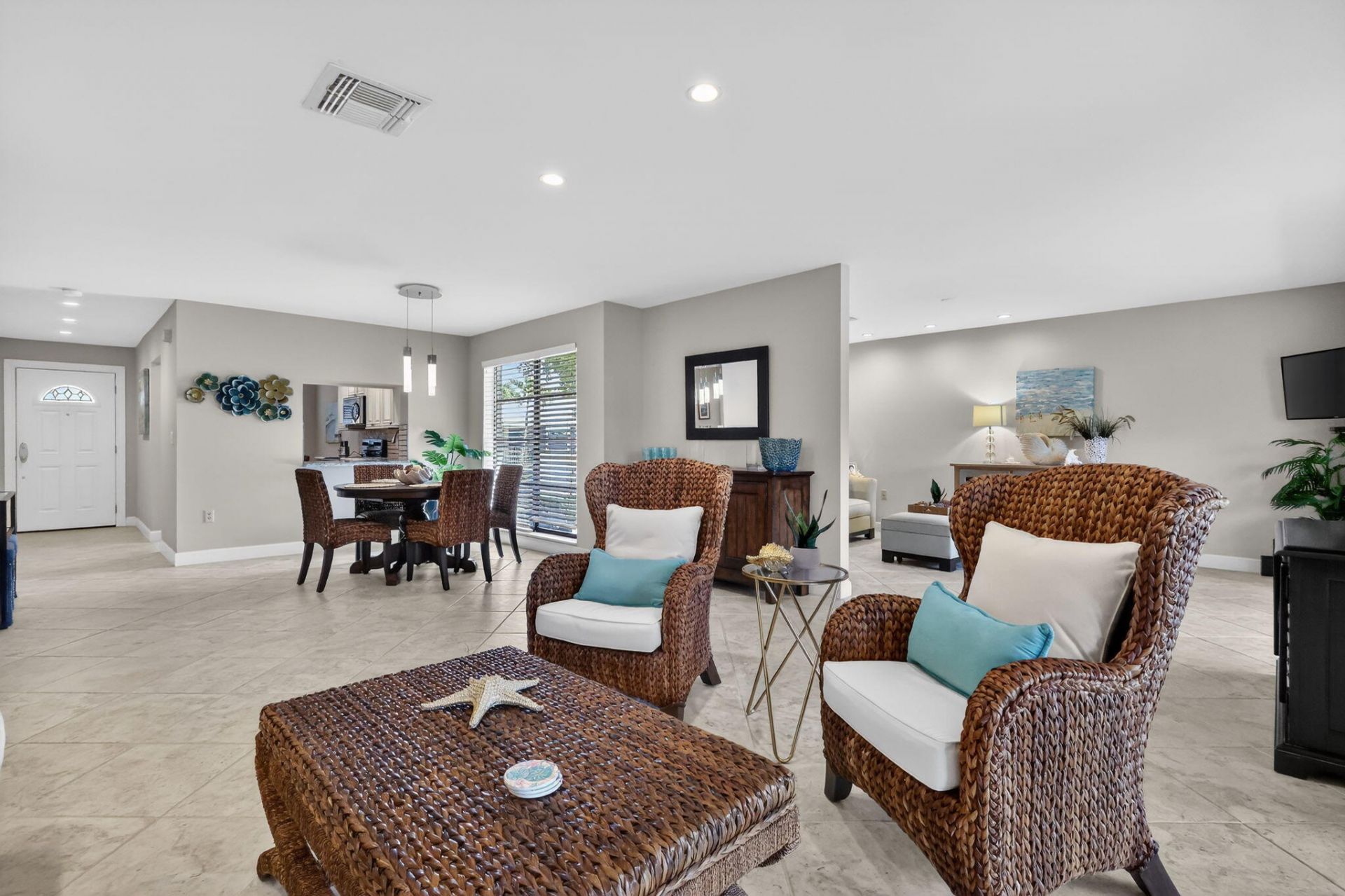 41 Stratford Lane W, Unit B, Boynton Beach, FL 33436 Photo