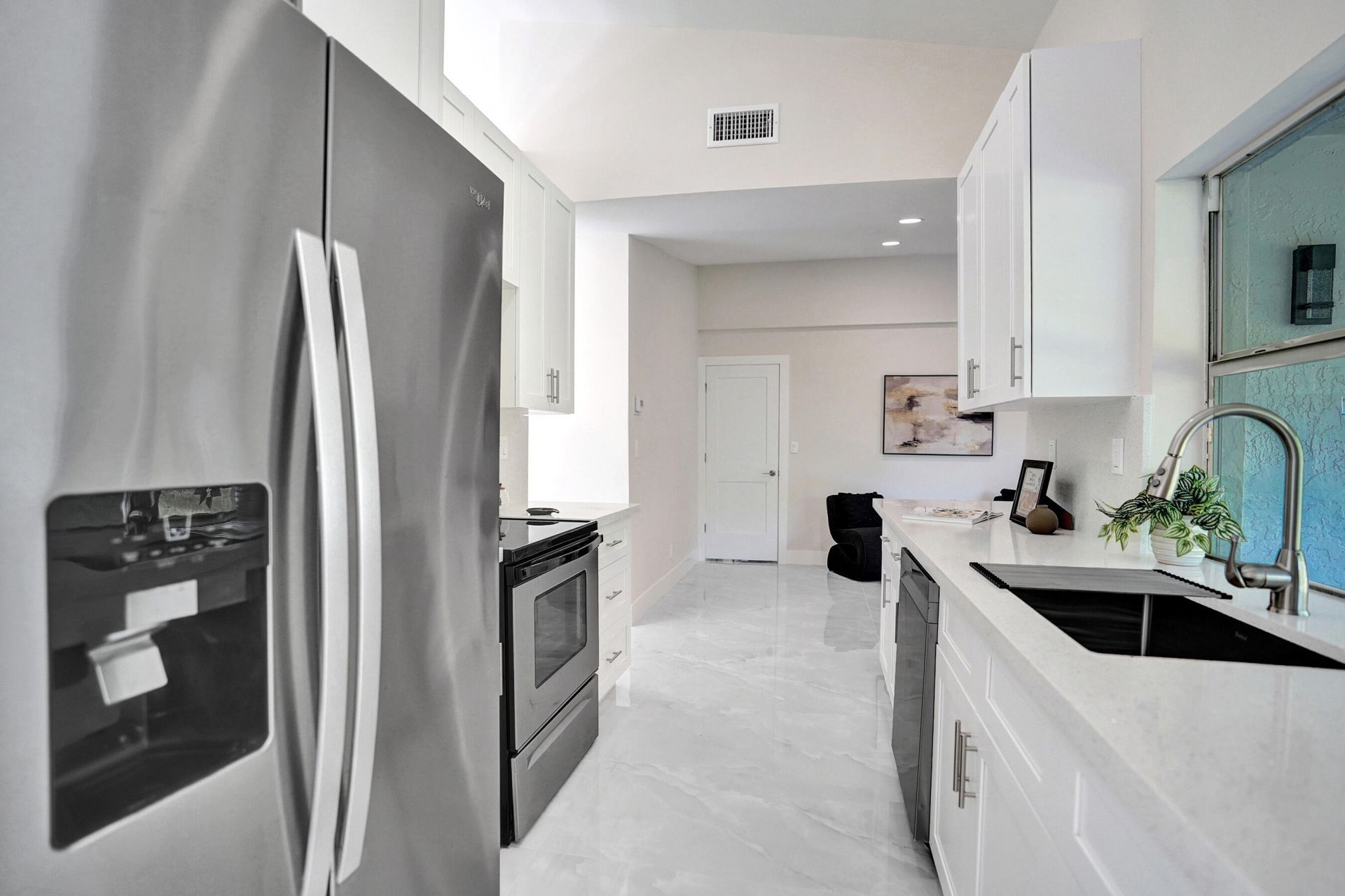 2881 NW 98th Way, Coral Springs, FL 33065 Photo