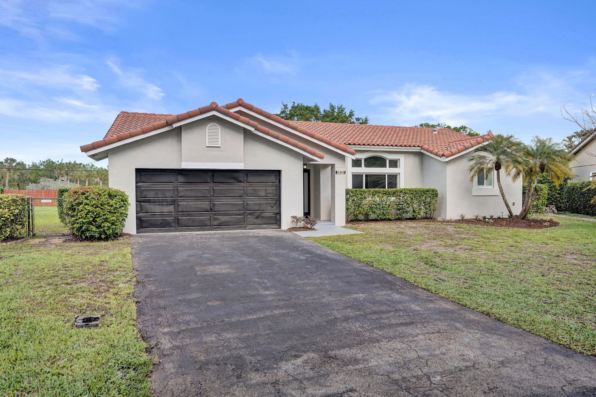 2881 NW 98th Way, Coral Springs, FL 33065 Photo
