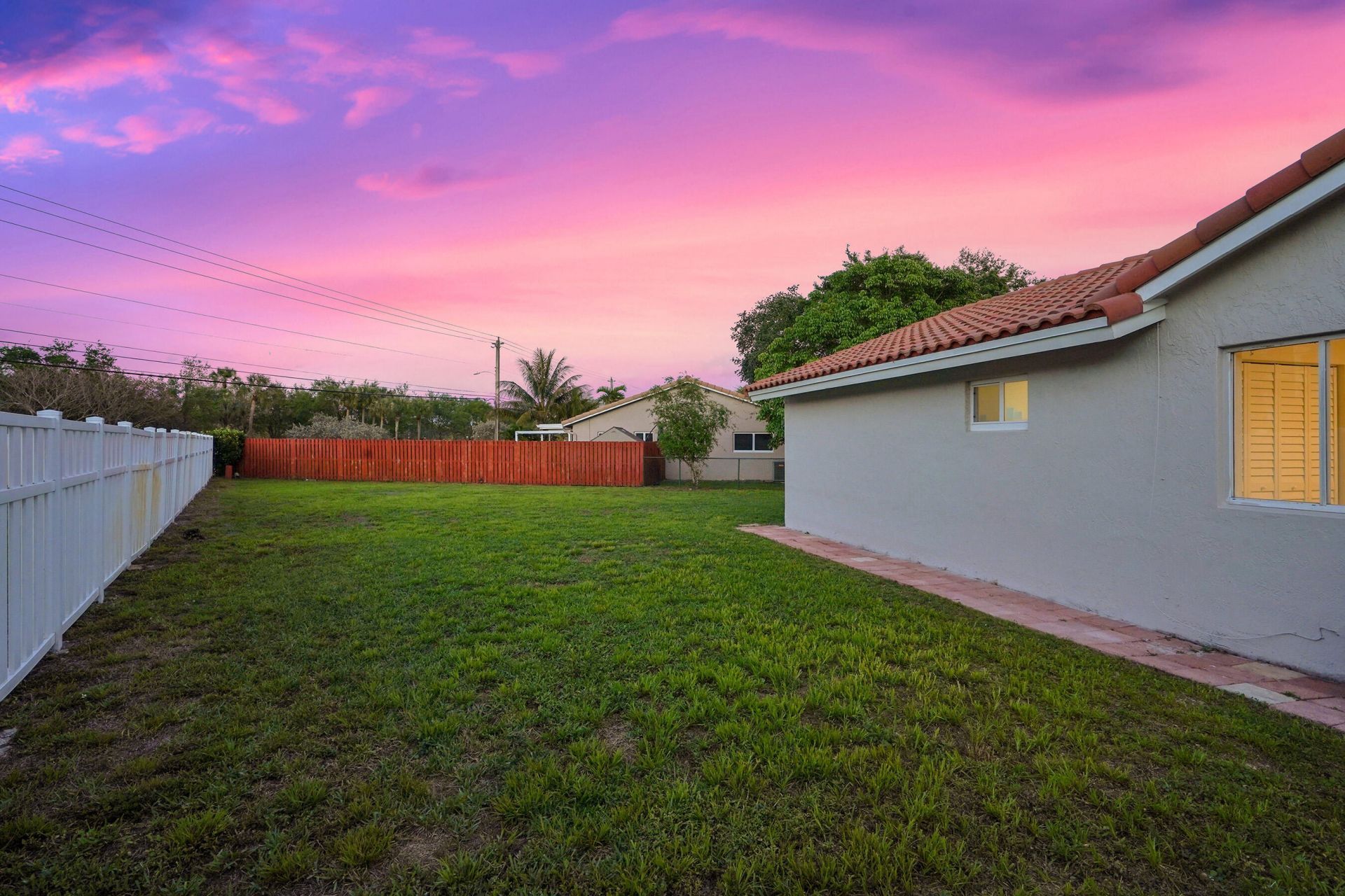 2881 NW 98th Way, Coral Springs, FL 33065 Photo