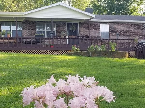 101 Campbell Road , Fayetteville, AR 72701