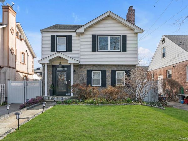 36-13 Clearview Expressway, Bayside, NY 11361