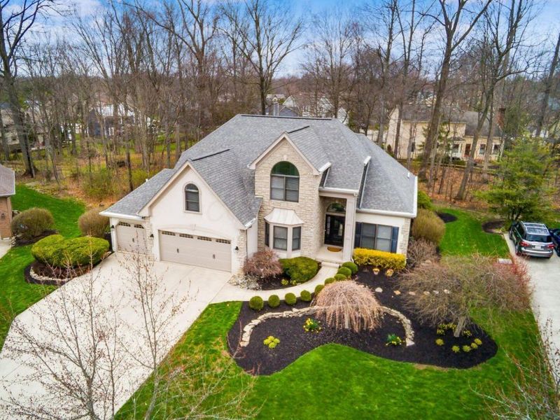 846 Aylesbury Drive, Columbus, OH 43230 Photo 2