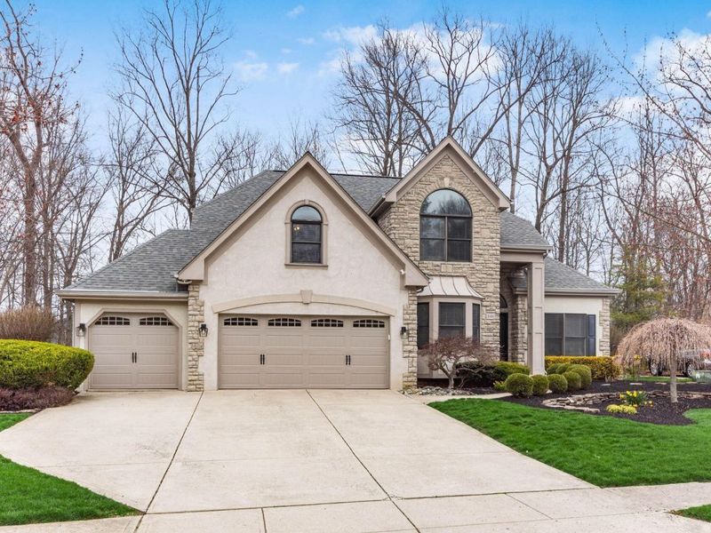 846 Aylesbury Drive, Columbus, OH 43230 Photo 3