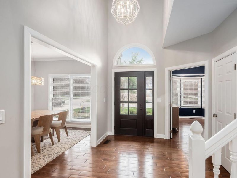 846 Aylesbury Drive, Columbus, OH 43230 Photo 6