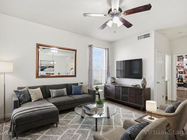 42424 N GAVILAN PEAK Parkway, Unit 28102, Anthem, AZ 85086