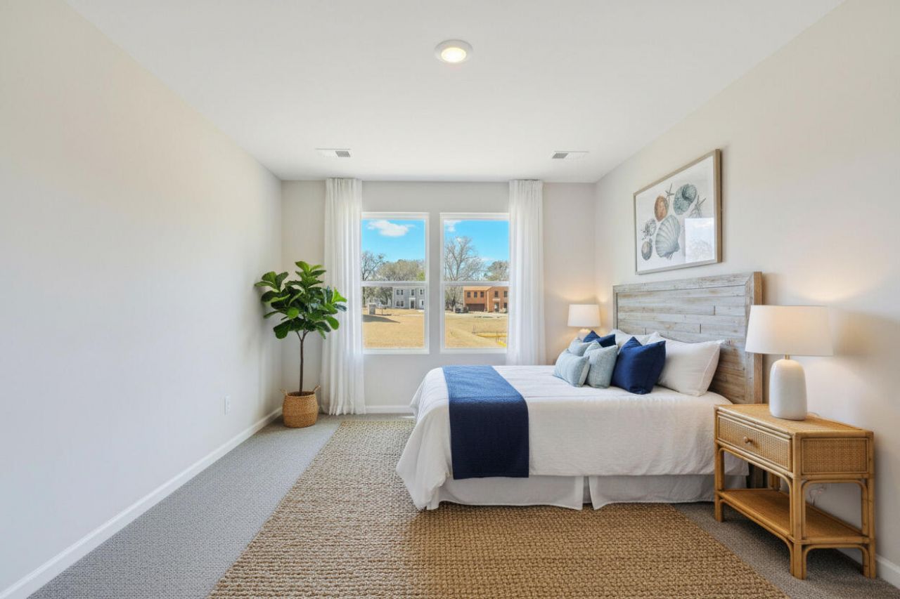 7059 Windham Way Photo 9